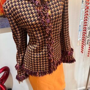 St. John Orange Pink Fringe-Trim skirt suit jacket blazer 12  10 ribbon shimmer